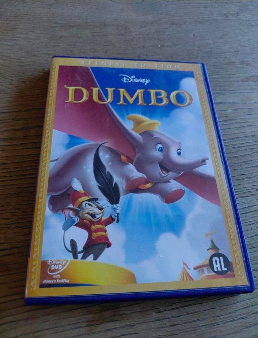 Disney DVD Dumbo special edition. Rugnummer 4., Europees, Tekenfilm, Alle leeftijden, Ophalen of Verzenden