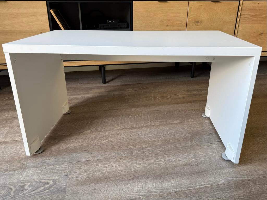 Kinderbureau Ikea Stuva te koop!, Ophalen, Zo goed als nieuw, Tafel(s)