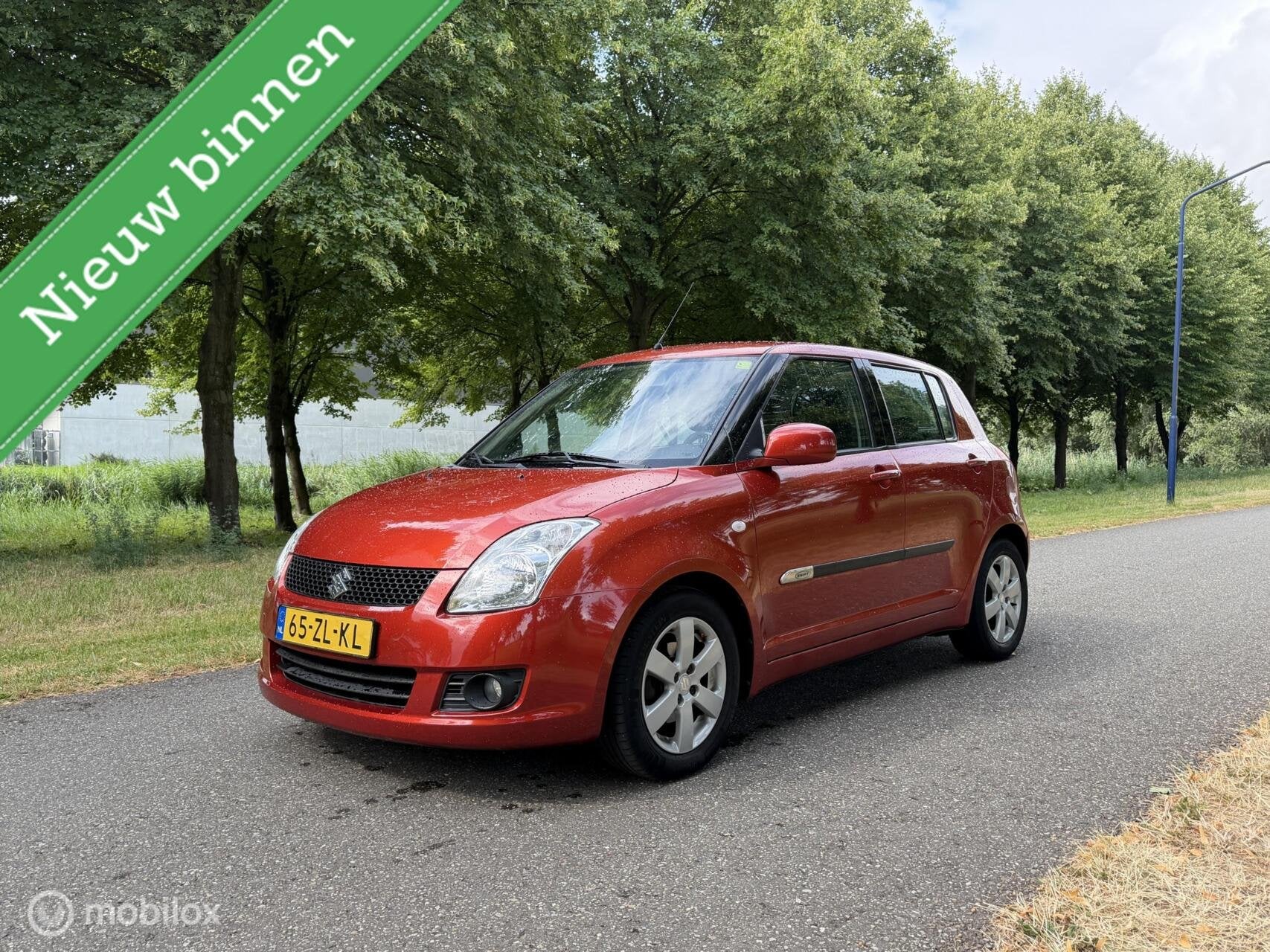 Suzuki Swift 1.5 Exclusive*AUTOMAAT*NEW APK 07/26*AIRCO, Auto's, Suzuki, Elektrische ramen, Zwart, Swift, Bedrijf