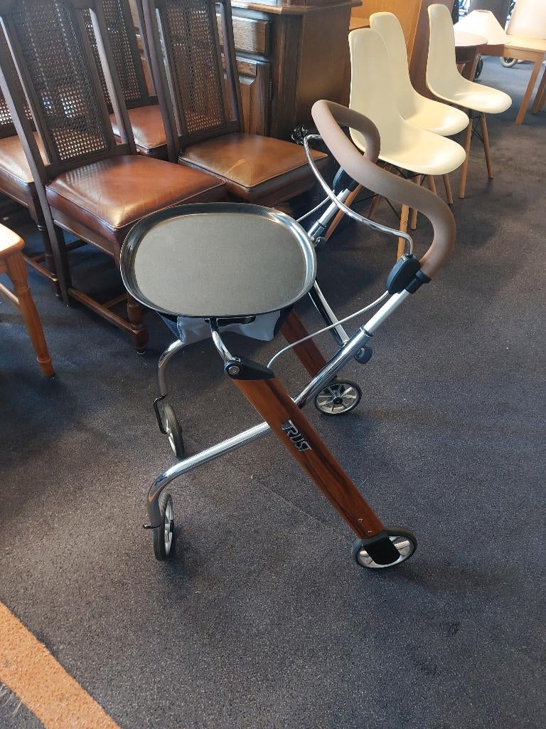 zgan Trust lichtgewicht rollator ( 500950), Ophalen, Lichtgewicht, Zo goed als nieuw