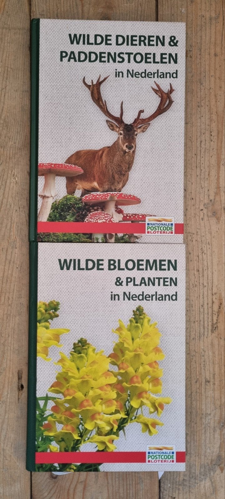 encyclopedie wilde dieren paddenstoelen wilde bloemen plante, Boeken, Ophalen of Verzenden