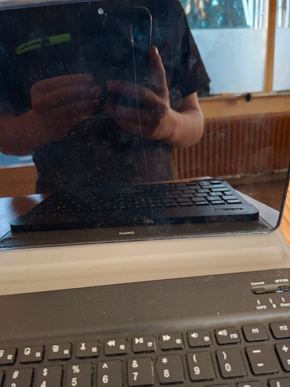 Huawei tablet met toetsenbord, Computers en Software, Gebruikt, 32 GB, Huawei, Onbekend