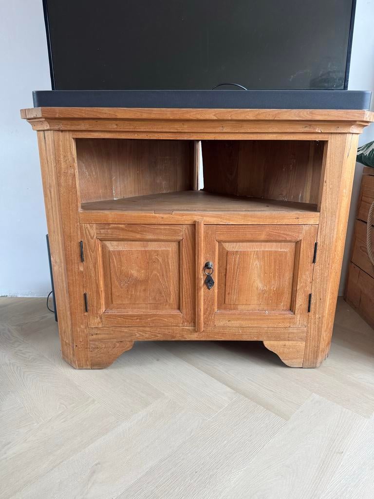 Hoek tv kast van massief teakhout, Huis en Inrichting, Kasten | Televisiemeubels, Ophalen, Gebruikt, Teakhout, 50 tot 100 cm