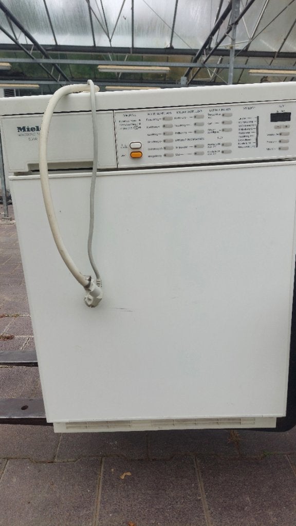 Miele Novotronic voorlader droger, Ophalen, 6 tot 8 kg, Gebruikt, Anti-kreukfase