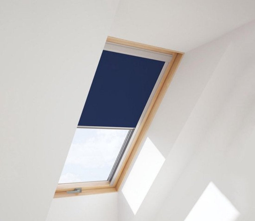 velux raamdecoratie donkerblauw verduisterend, Gebruikt, Overige merken, Inclusief montageonderdelen, Blauw
