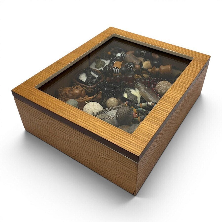 Tafelvitrine met diverse snuisterijen, Ophalen of Verzenden
