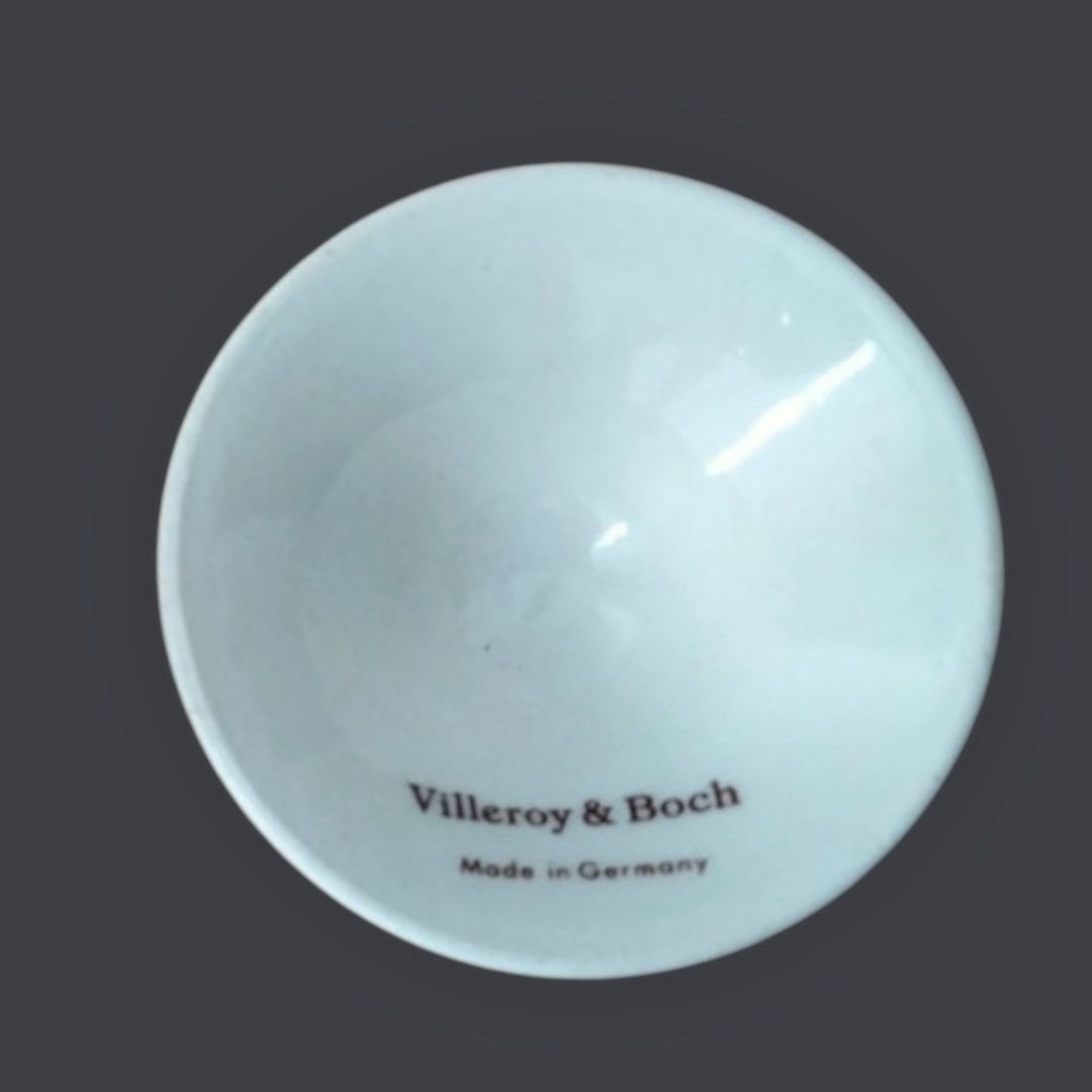 Villeroy & Boch vintage eierdop op voet izgst, Ophalen of Verzenden, Zo goed als nieuw, Porselein, Overige stijlen