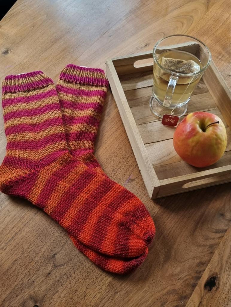 Het Sokken Palet. Handgebreide sokken maat 38-39, Ophalen of Verzenden, Nieuw, Overige kleuren, Sokken en Kniesokken