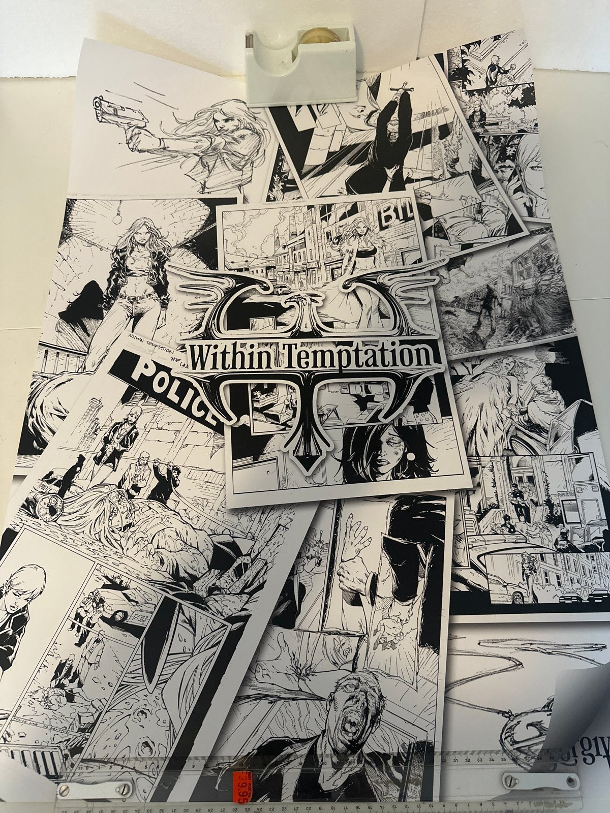 Within Temptation stripboekpagina's en logo poster, Eén comic, Ophalen of Verzenden, Zo goed als nieuw, Amerika