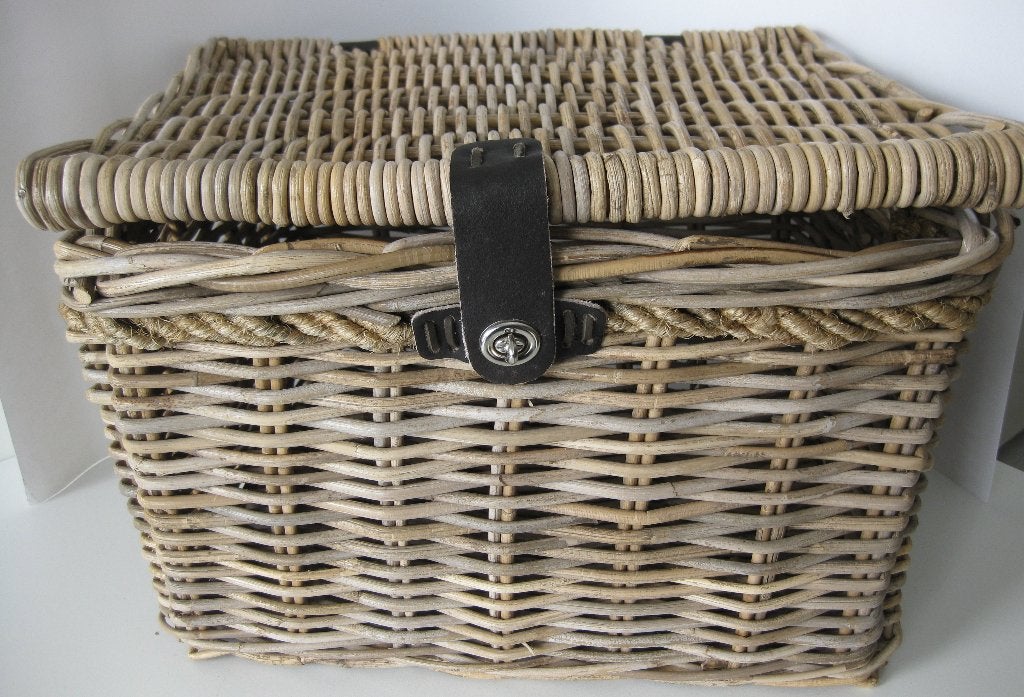 Rotan Mand / Opbergmand / Fietsmand met deksel - 45x38x30 cm, Ophalen of Verzenden, Zo goed als nieuw, Fietsmand