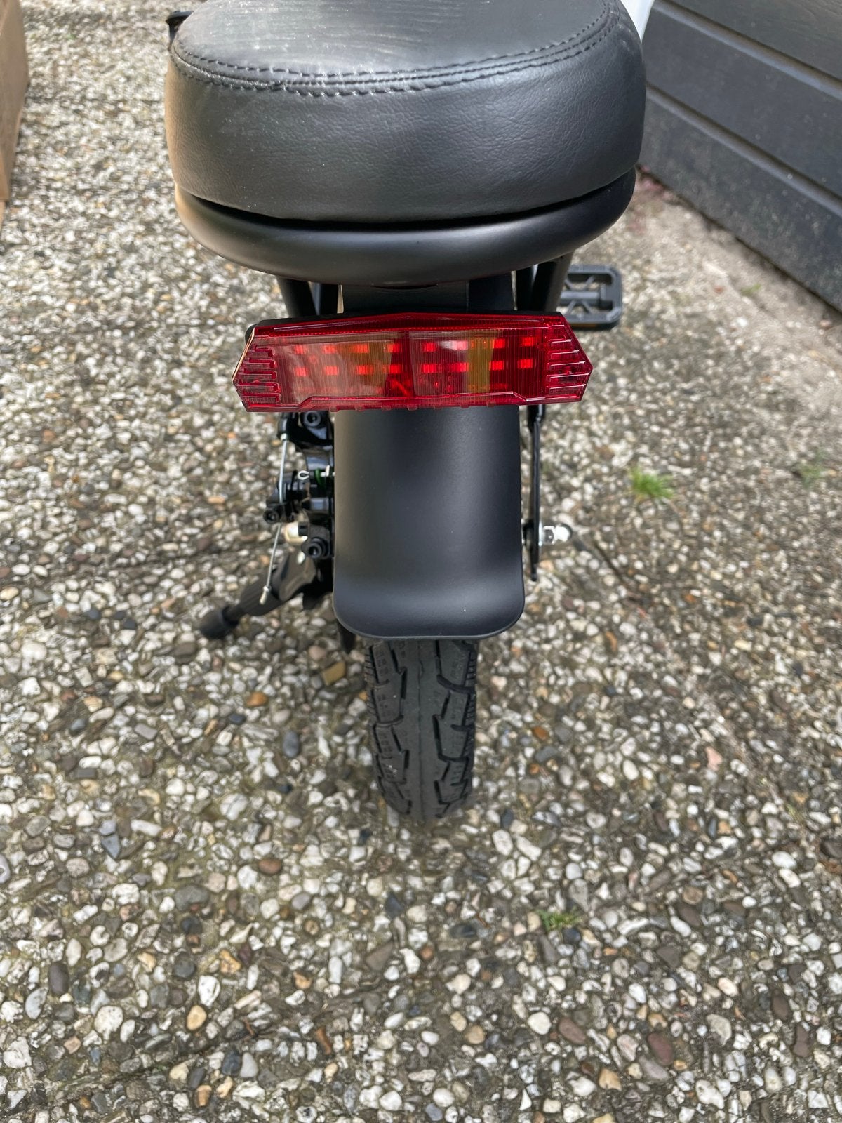 Foto 4 van Elektrische vouwfiets met gashendel