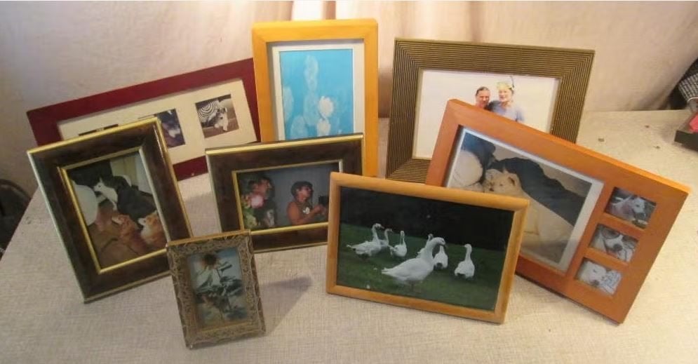 8 Mooie Verschillende houten Fotolijstjes met staander, Ophalen of Verzenden, Zo goed als nieuw, Wissellijst, Met glas