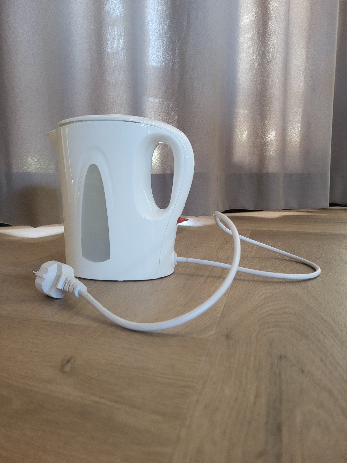 Compacte waterkoker 1 liter - Ideaal voor kleine huishoudens, Witgoed en Apparatuur, Waterkokers, Gebruikt, 1 tot 2 liter, Ophalen