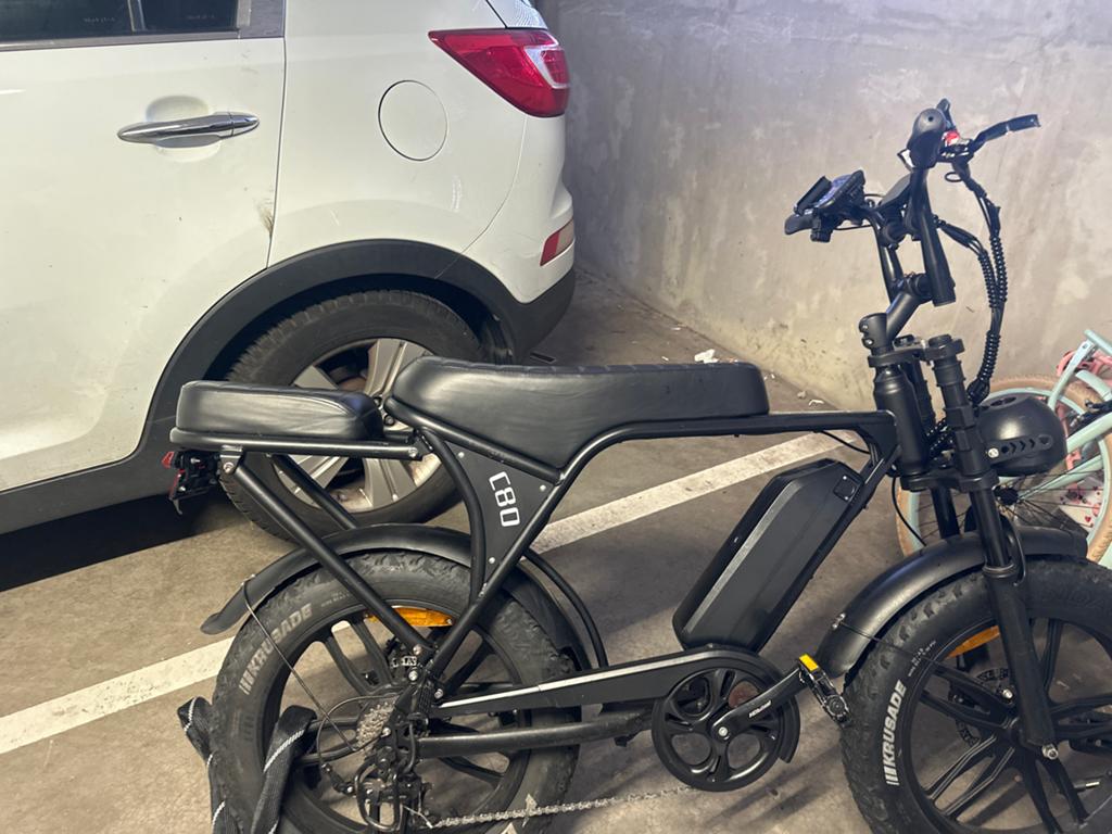 Stoere Fatbike v8-c80, Zo goed als nieuw, 51 tot 55 cm, 50 km per accu of meer, Ophalen