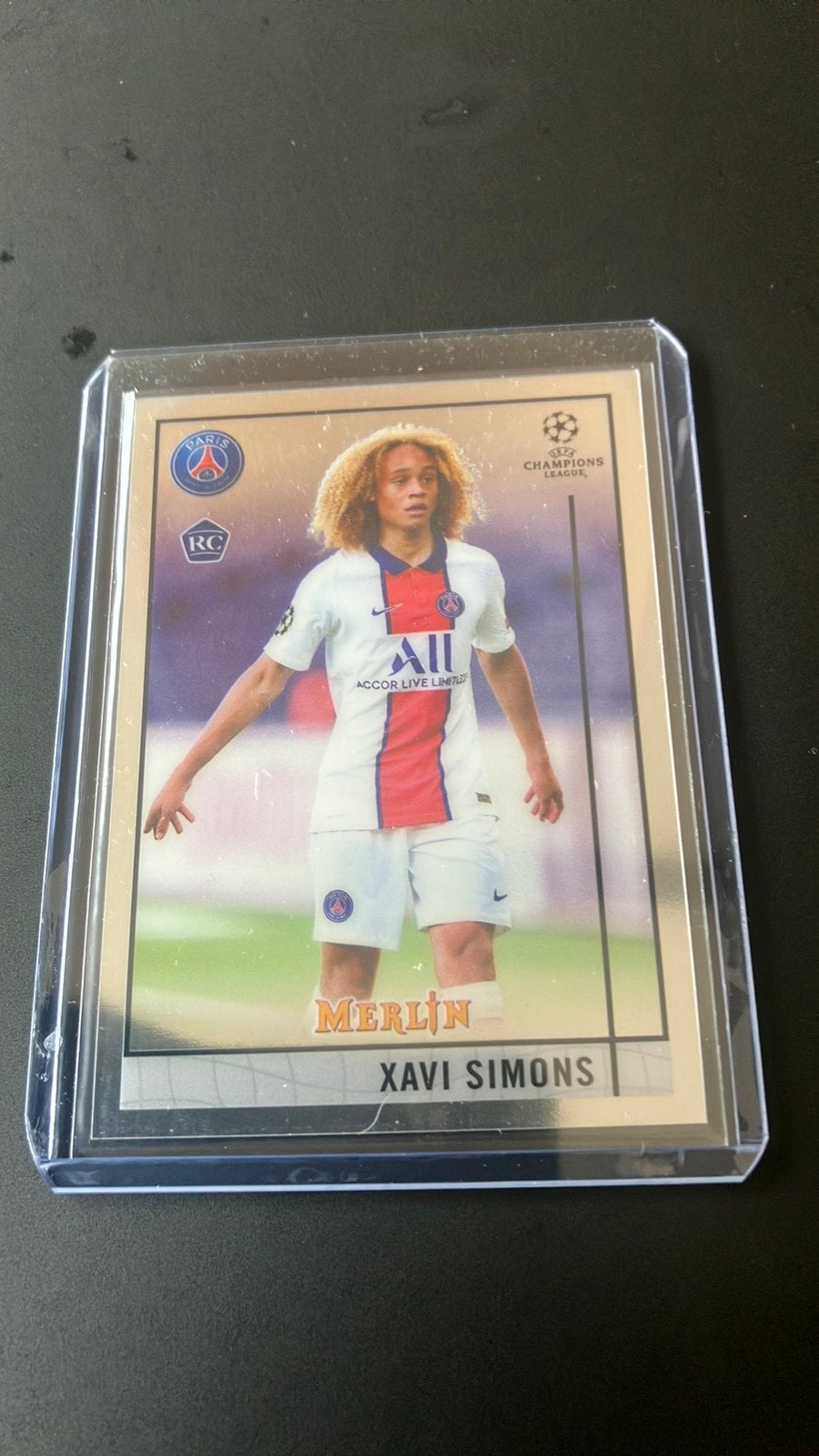 Xavi simons panini merlin, Ophalen of Verzenden, Zo goed als nieuw, Buitenlandse clubs, Poster, Plaatje of Sticker