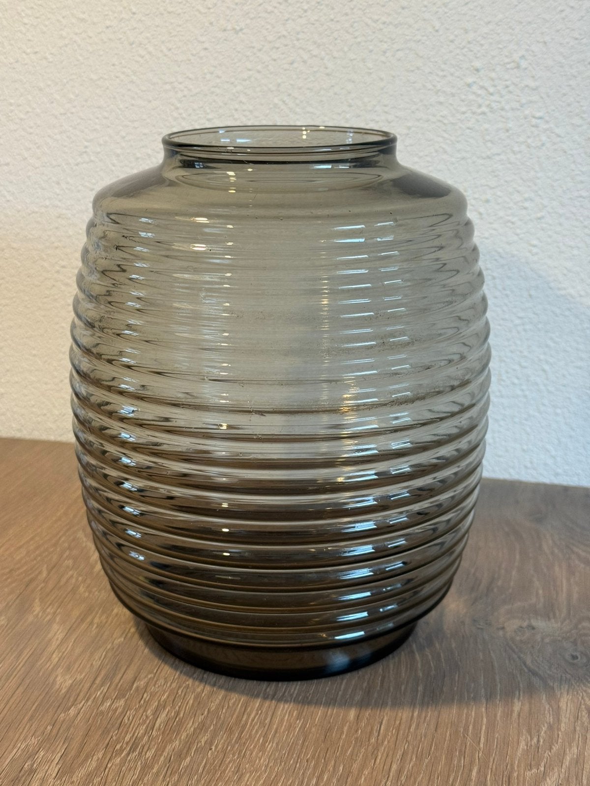 Andries Dirk Copier antieken rookglas ribbelvaas, Huis en Inrichting, Ophalen, Met patroon/structuur, Glas, Zo goed als nieuw