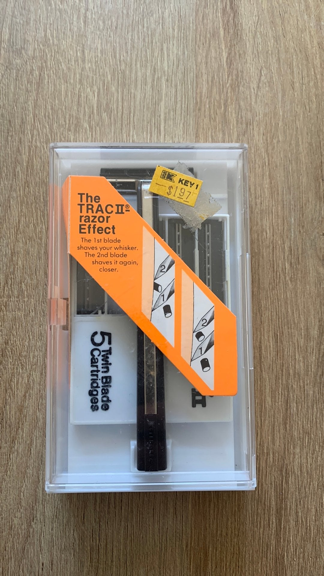 Gillette Trac II scheermes + 5 mesjes origineel uit 1971, Ophalen of Verzenden