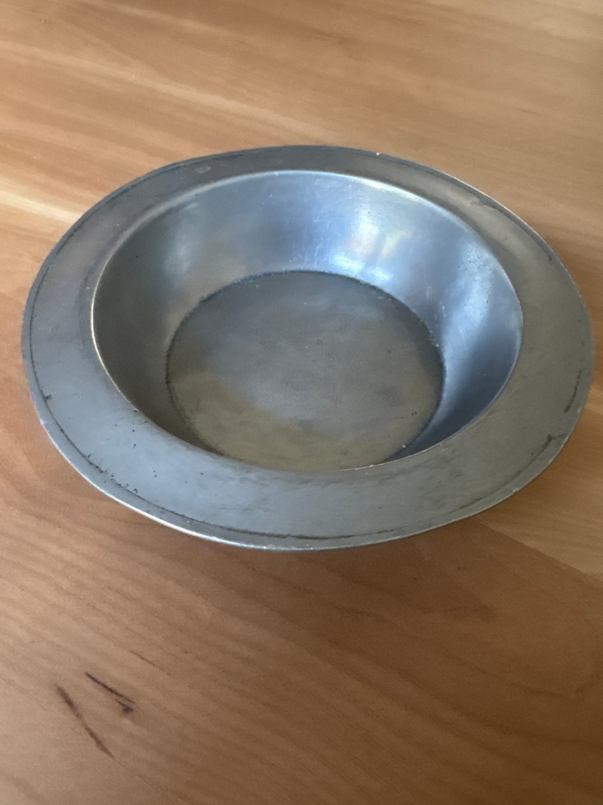 Vintage tinnen asbak met merkje, Verzenden