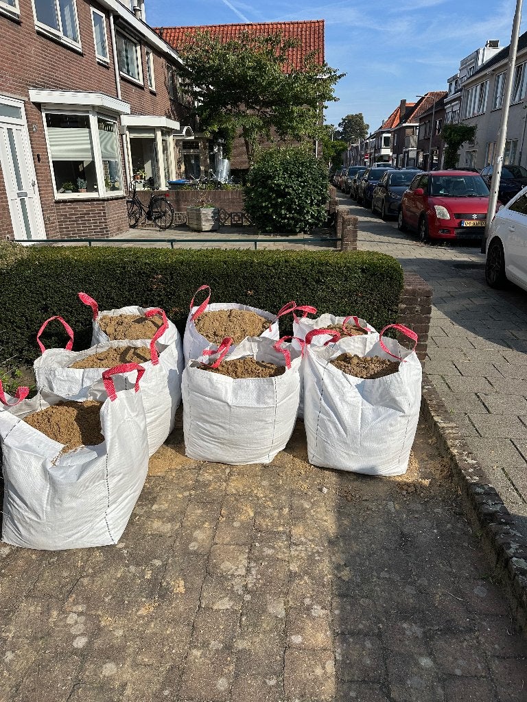 Geel zand, Ophalen, Gebruikt