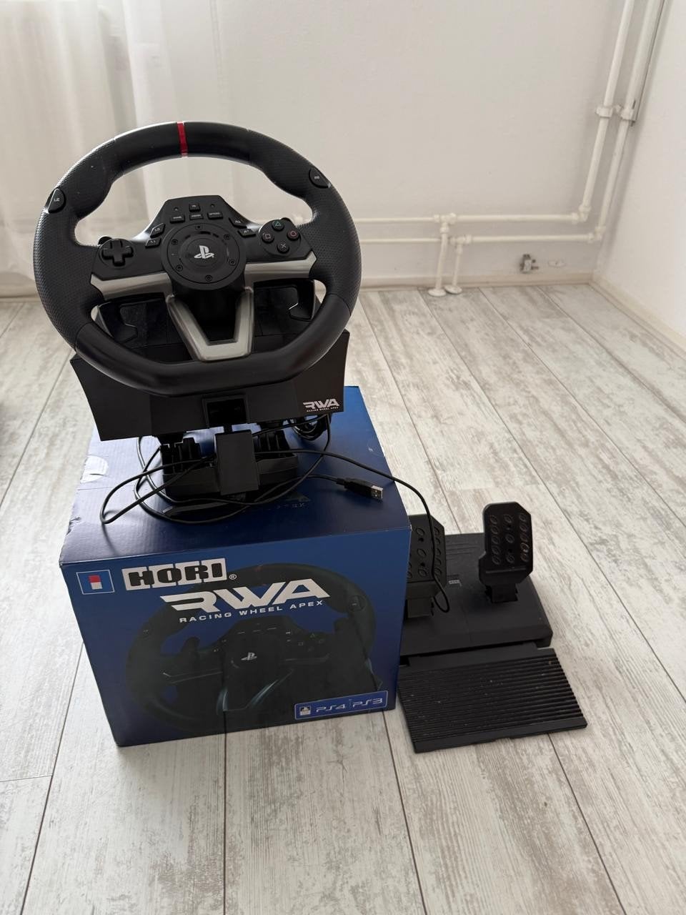 HORI RWA Racing Wheel Apex, Spelcomputers en Games, Spelcomputers | Sony PlayStation Consoles | Accessoires, Ophalen of Verzenden
