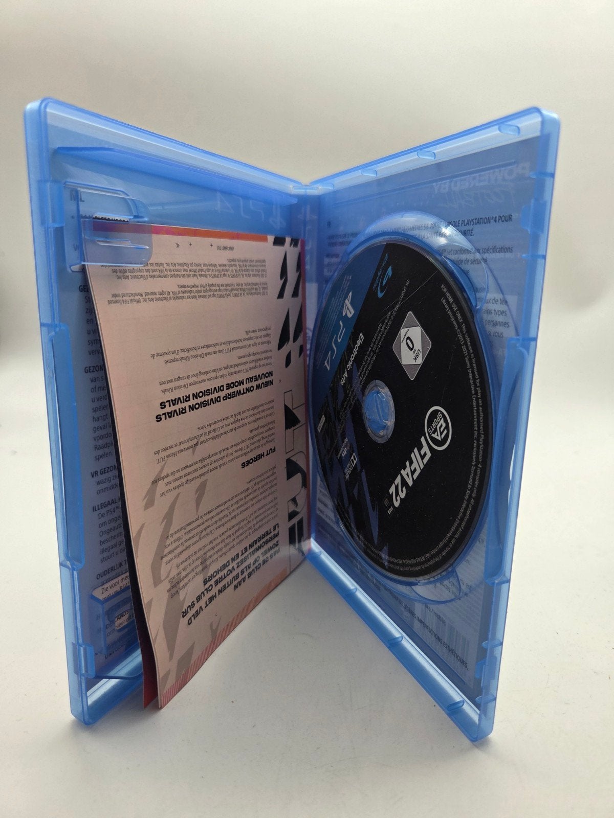 FIFA 22 PS4, Electronic Arts, EA Swiss Sàrl, Place du Molard 8, 1204 Genève, Zwitserland, Ophalen of Verzenden, Eén computer