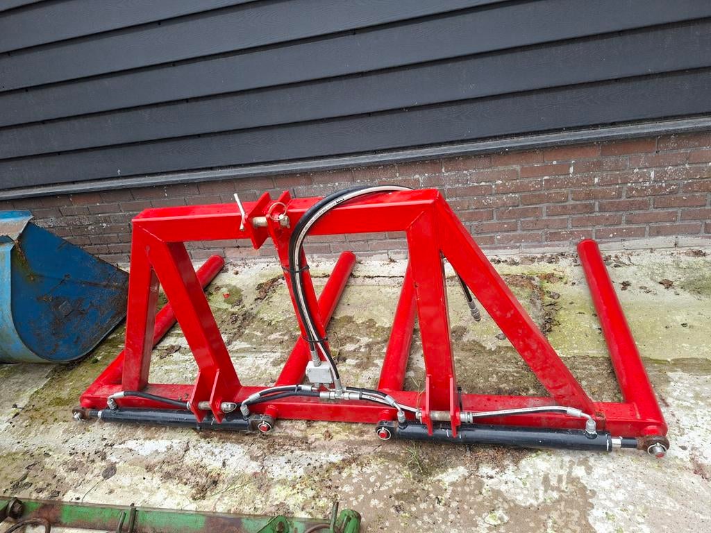 Balendragen hydraulisch verstelbaar., Zakelijke goederen, Agrarisch | Werktuigen, Ophalen of Verzenden