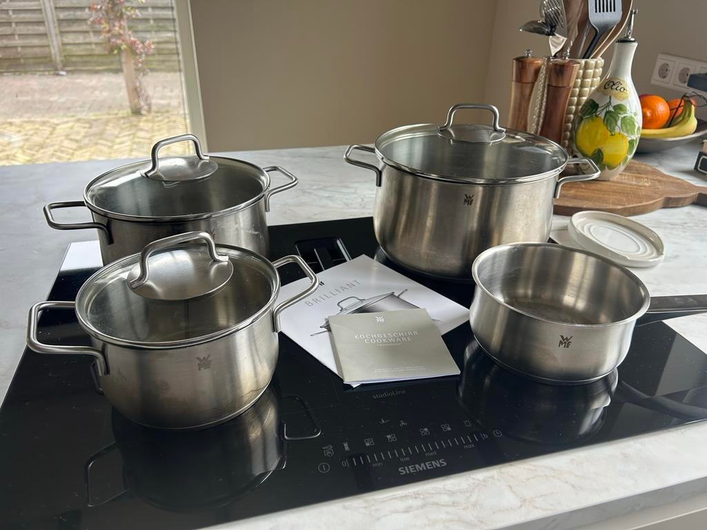 7-delige WMF Brilliant Pannenset - RVS - Inductie geschikt, Huis en Inrichting, Keuken | Potten en Pannen, Ophalen, Gebruikt, Inductieplaat
