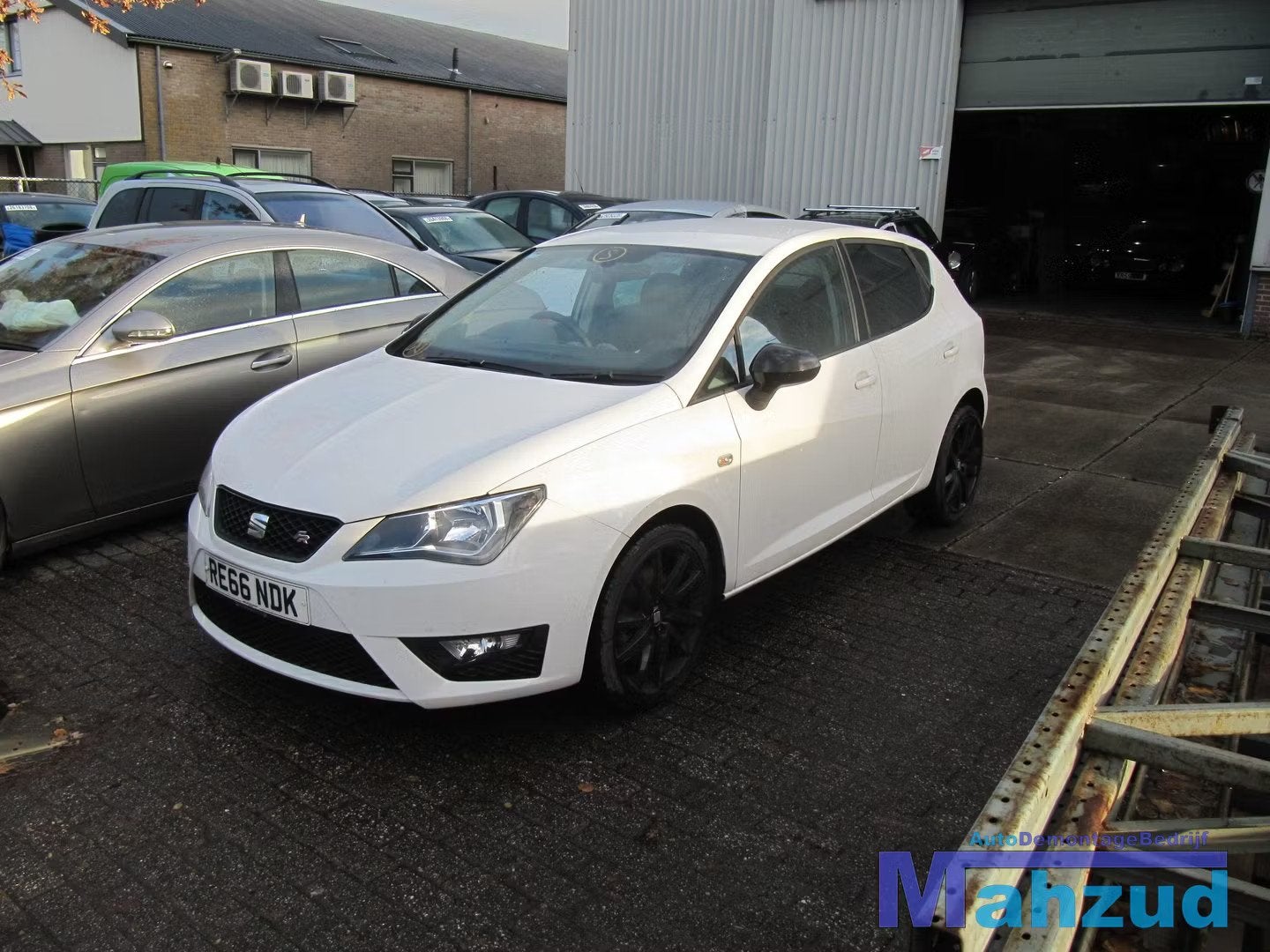 SEAT IBIZA 4 Wit LB9A Linker voor deur portier spiegel raam, Gebruikt, Autovia A-2, Km 585 585
08760  Martorell, ES, Ophalen of Verzenden