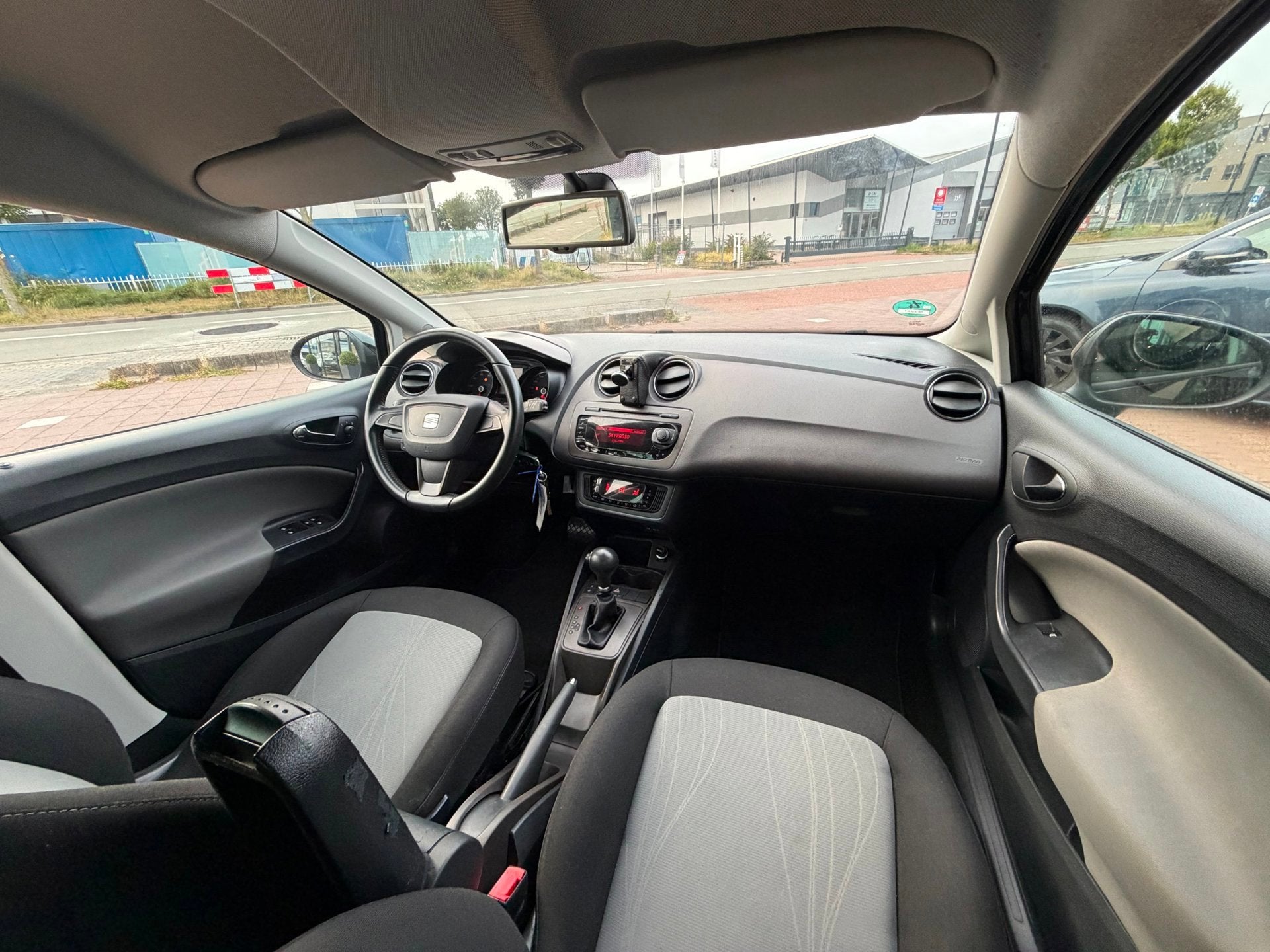Seat Ibiza 1.2 TSI FR AUTOMAAT|Clima|Cruise|Nieuwe APK, Auto's, Euro 5, Stof, 4 cilinders, Origineel Nederlands