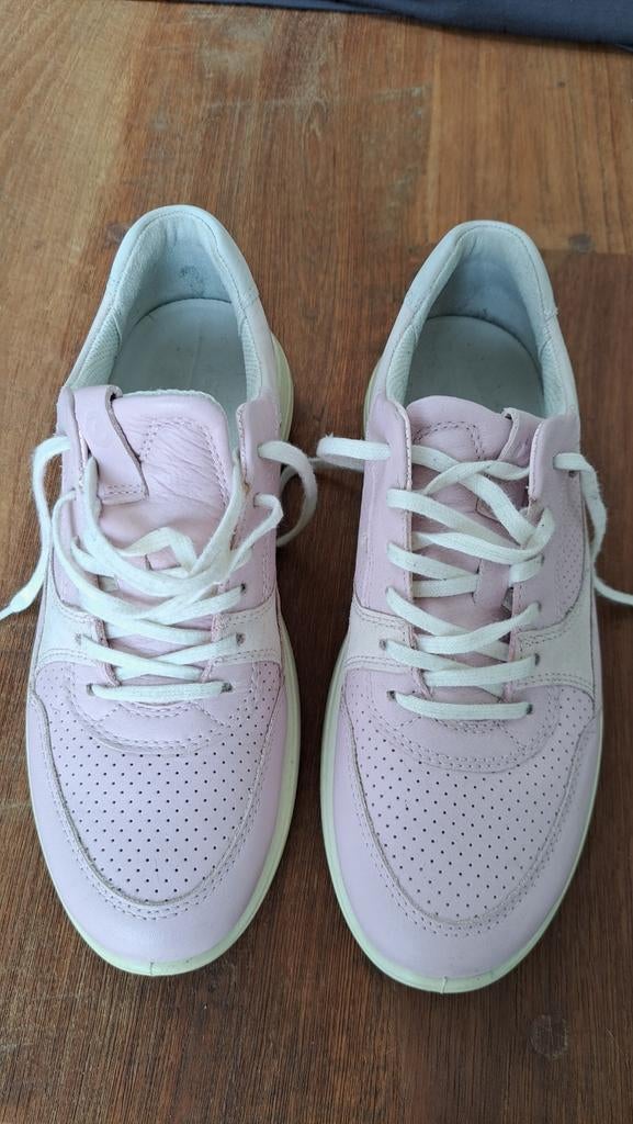 Zo goed als nieuwe Ecco sneakers maat 38, Kleding | Dames, Schoenen, Ecco, Ophalen of Verzenden, Roze, Sneakers of Gympen
