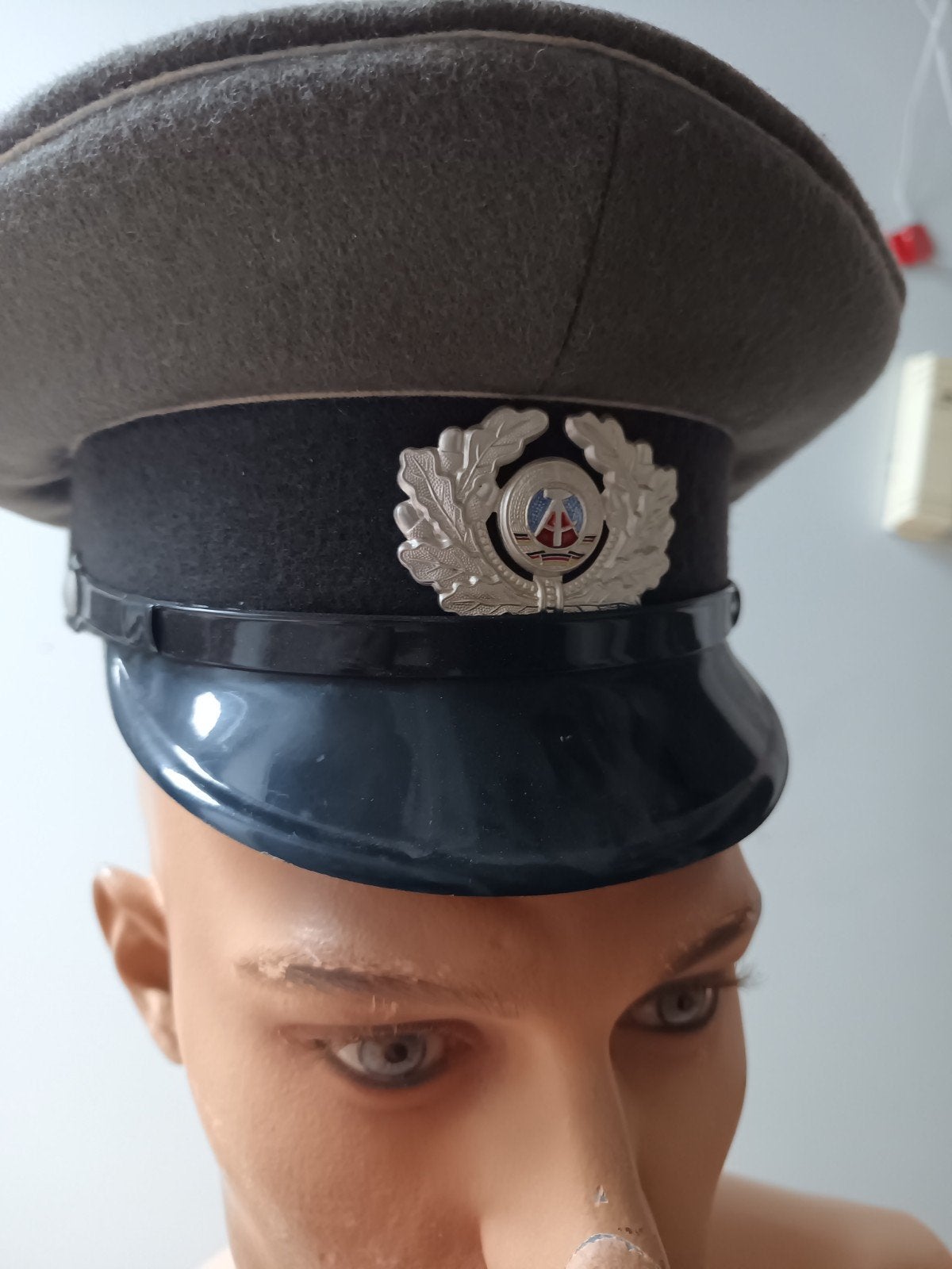 NVA DDR Leger Pet - Origineel Militair Hoofddeksel, Verzamelen, Ophalen of Verzenden, Landmacht, Duitsland, Helm of Baret
