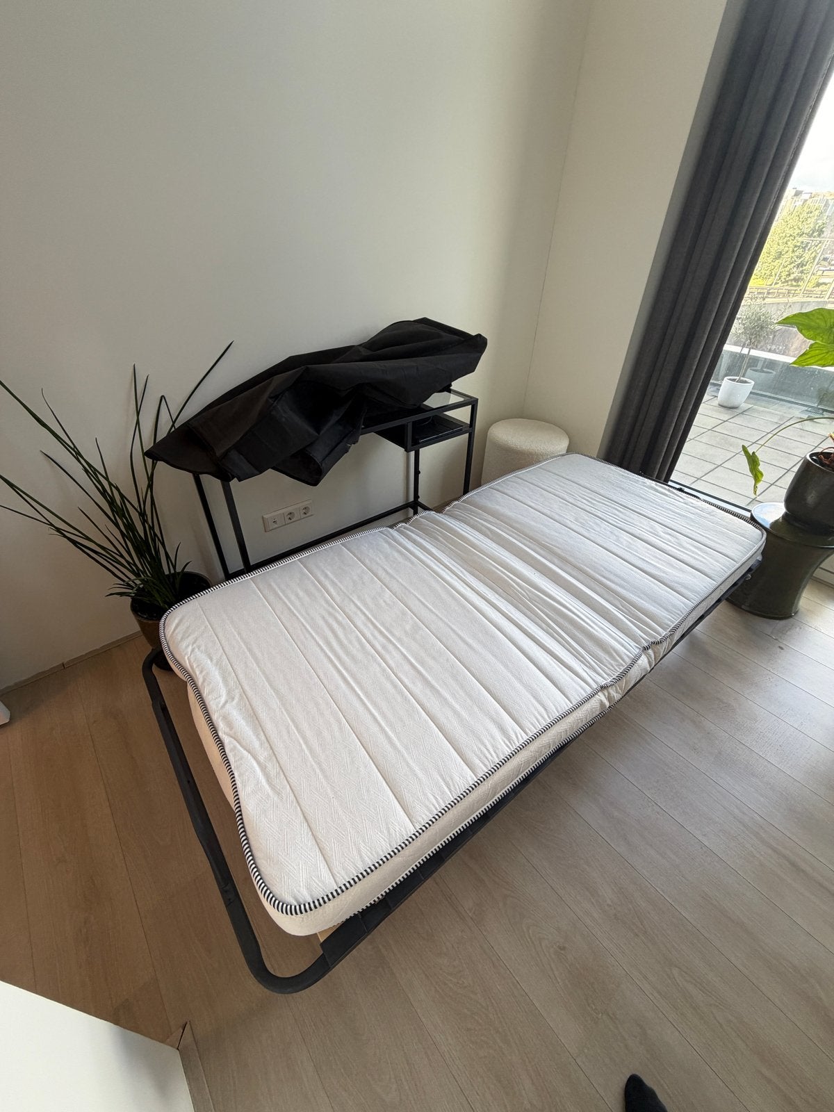 Opvouwbaar logeerbed met matras en hoes, Ophalen, Verstelbaar, Eenpersoons, Zwart