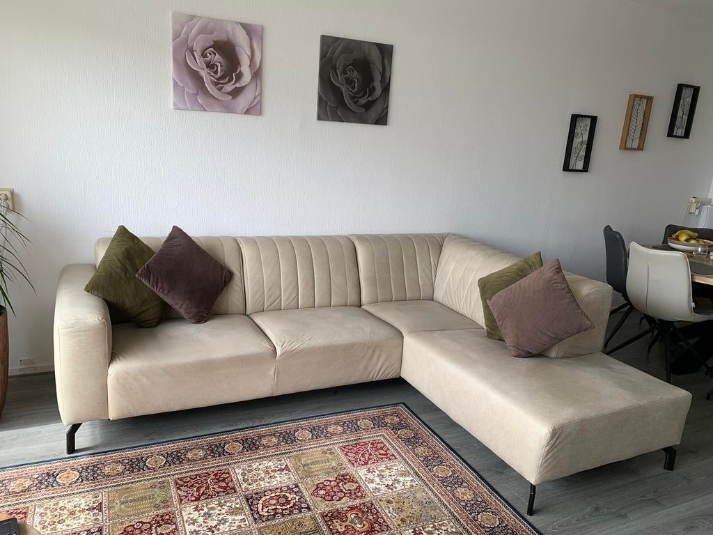 Mooie beige hoekbank, Huis en Inrichting, Ophalen, Gebruikt