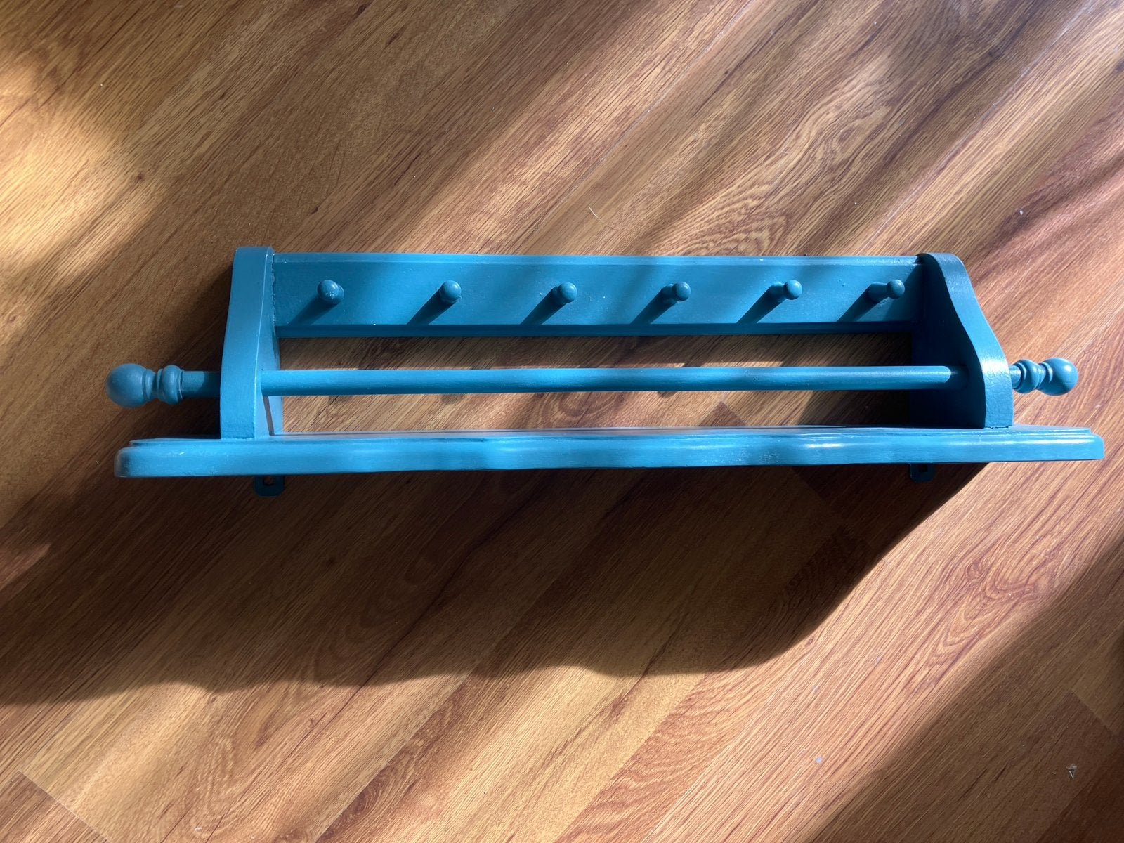 Vintage houten wandkapstok met plank en handdoekrek, Wandkapstok, Gebruikt, Ophalen of Verzenden, Minder dan 100 cm