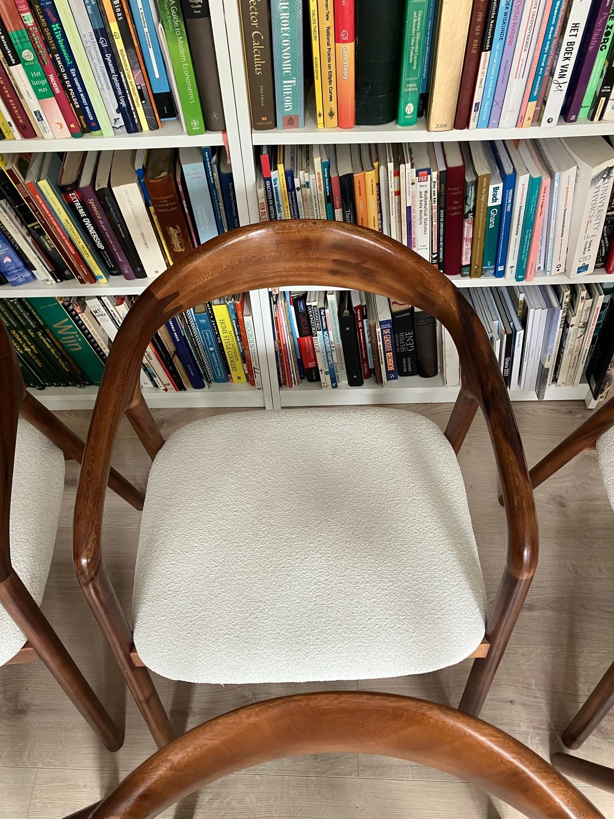 6 notenhout stoelen | Deens Japandi | Artisan Neva look, Ophalen, Bruin, Zo goed als nieuw, Vijf, Zes of meer stoelen