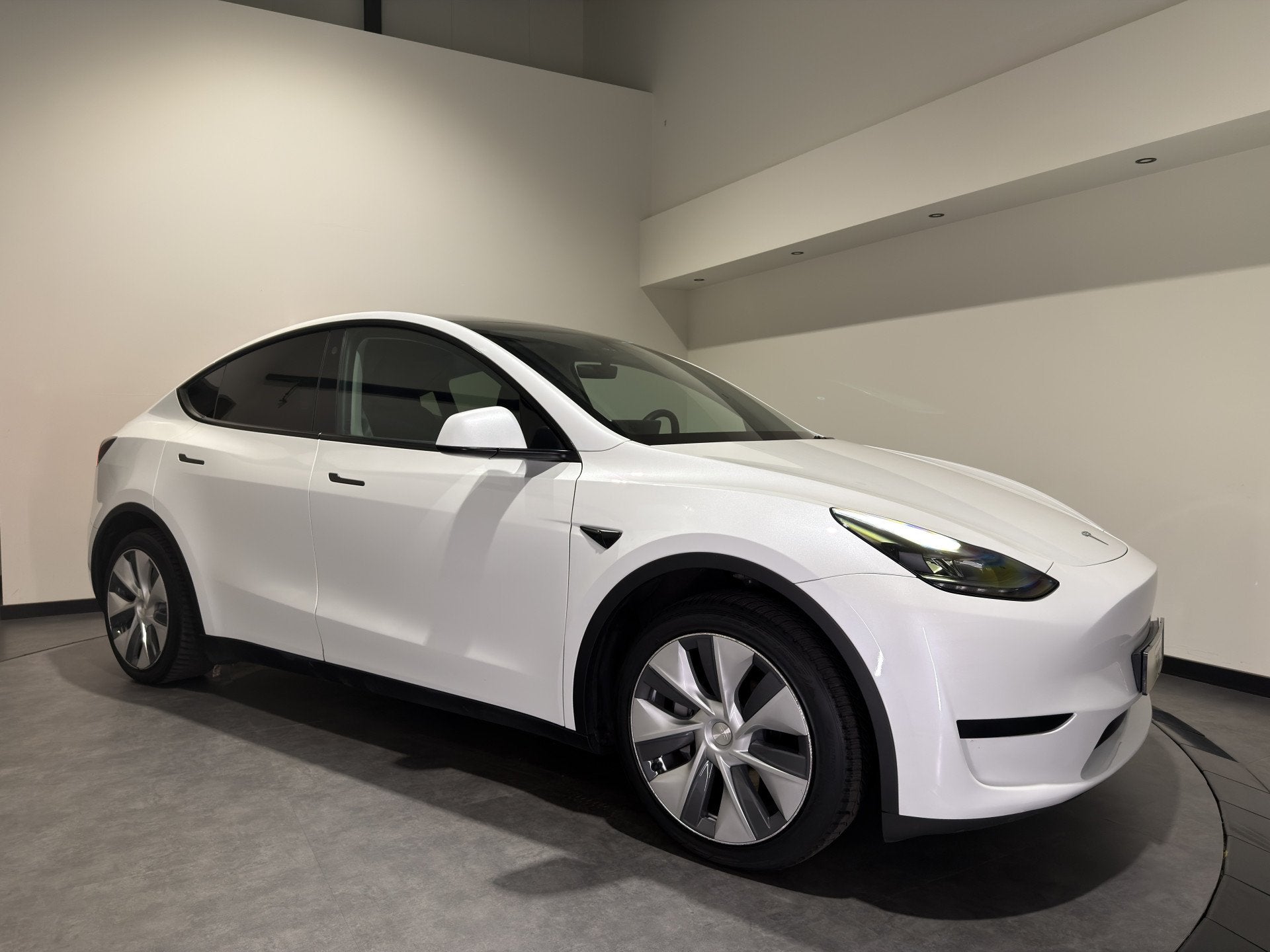 Tesla Model Y RWD 58 kWh | SOH 92,2 % | Cruise Control Adapt, Auto's, Automaat, Gebruikt, Met garantie (alle), 327 min
