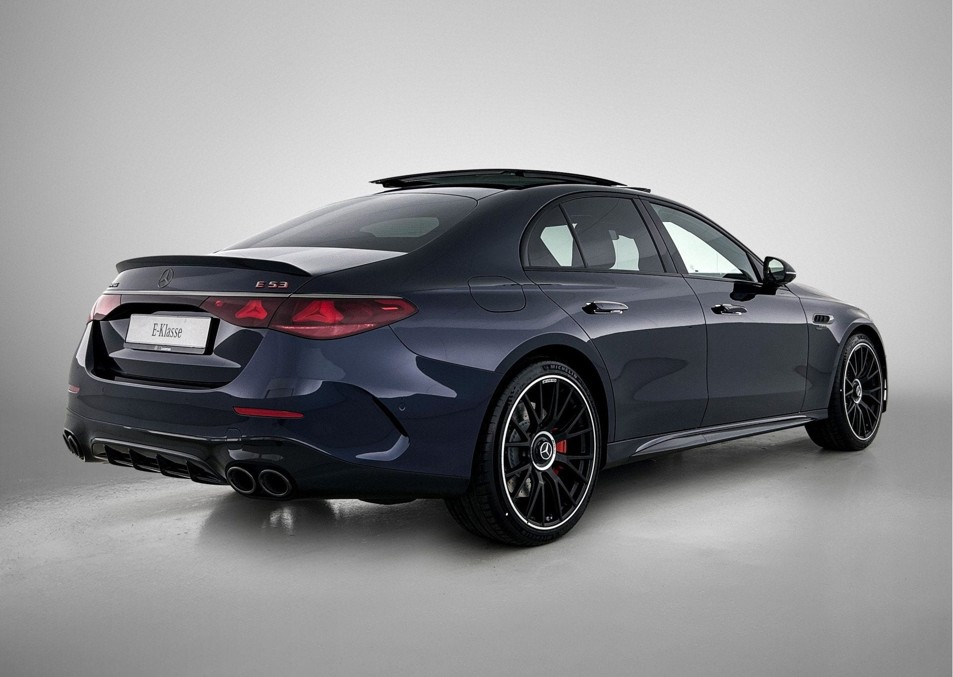 Mercedes-Benz E-Klasse AMG 53 4MATIC+ Night Edition | Premiu, Automaat, Blauw, Automatische klimaatregeling, Bedrijf