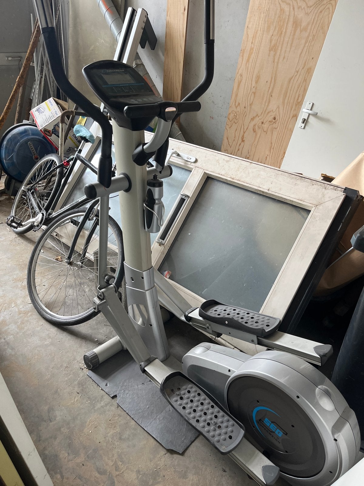 SEG Silverline Hometrainer met Programma's en Verstelbare Vo, Sport en Fitness, Gebruikt, Ophalen of Verzenden, Metaal, Benen