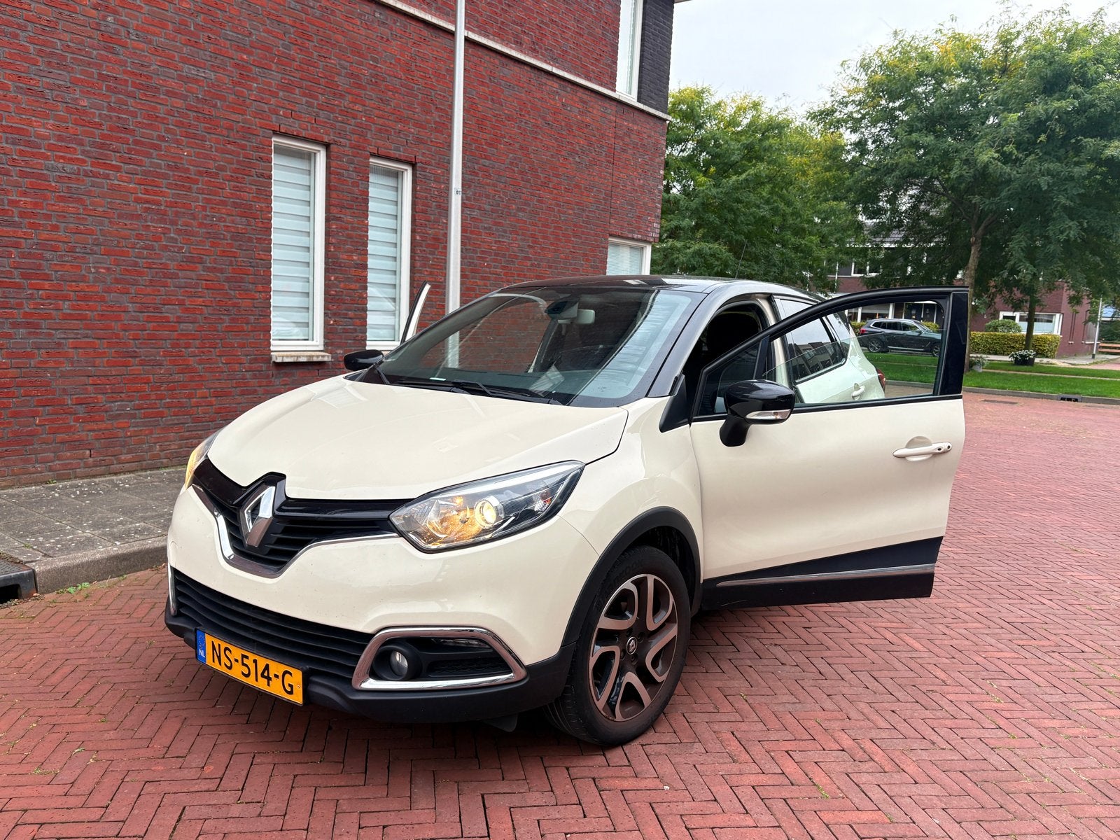Renault Captur 0.9 TCE 90 2017 Wit, Voorwielaandrijving, 898 cc, Origineel Nederlands, 1200 kg