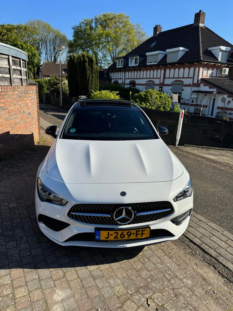 Mercedes-Benz CLA 180 136pk 7G-DCT 2019 Wit, CLA, 136 pk, 4 cilinders, Wit