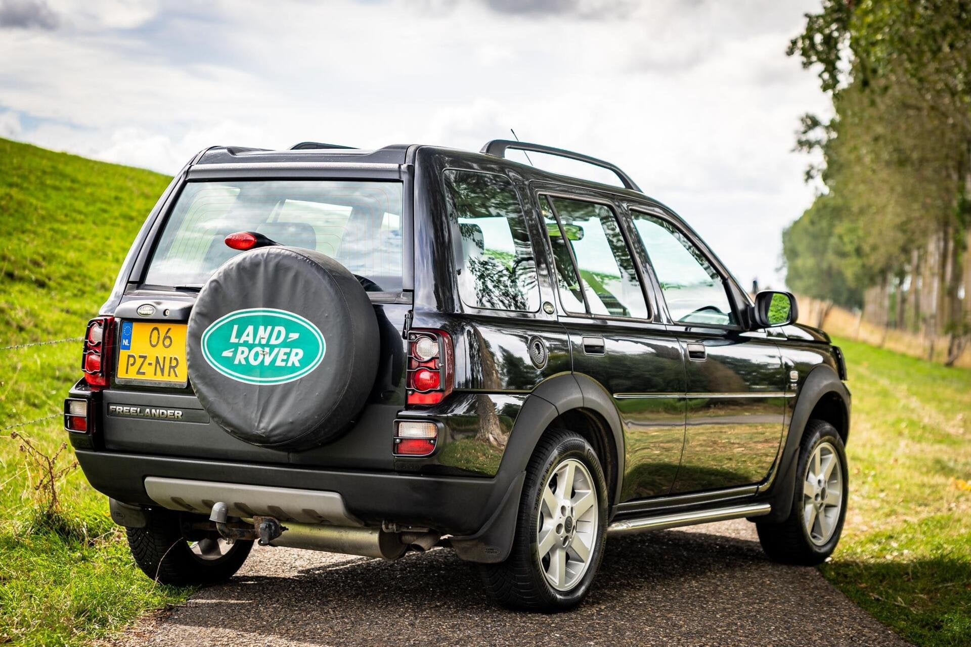 Land Rover Freelander Station Wagon 1.8 HSE | 4WD | Airco, Auto's, 4 cilinders, 2000 kg, 1796 cc, Zwart