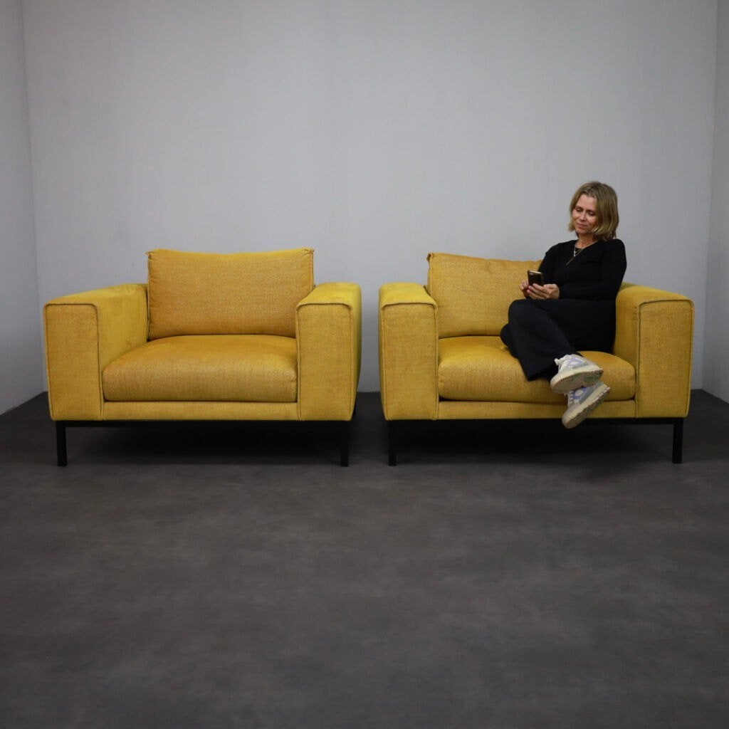 SALE prachtige handmade oker/geel loveseats fauteuils, Ophalen, Zo goed als nieuw, Stof