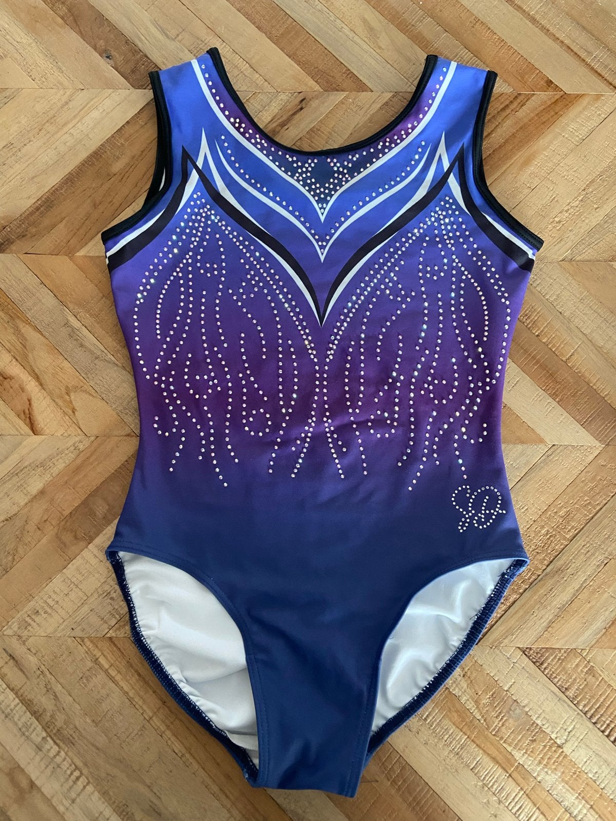 Sparkle en Dream AXS Turnpakje met broekje - Maat 134/146, Sport en Fitness, Turnen, Paars, Zo goed als nieuw, Turnpak(je), Kindermaat 122 t/m 140