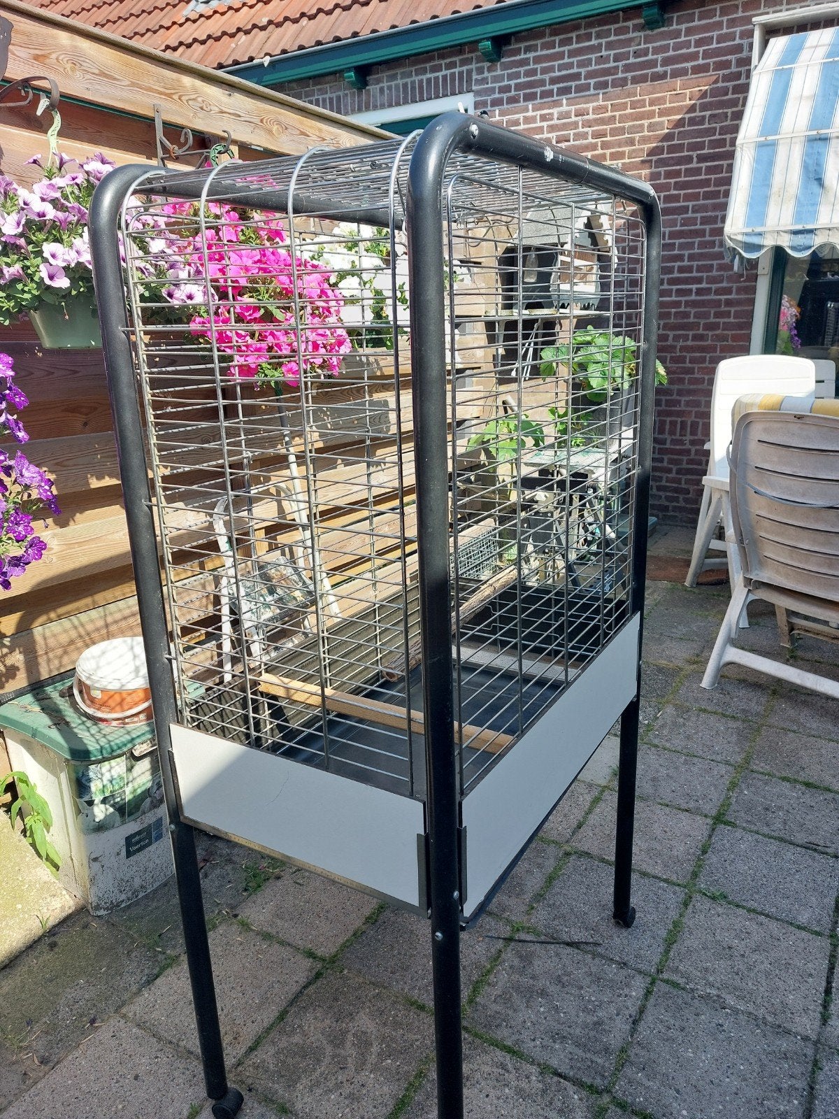 Papegaaienkooi., Dieren en Toebehoren, Vogels | Hokken en Kooien, Ophalen, Zo goed als nieuw, Metaal, Vogelkooi