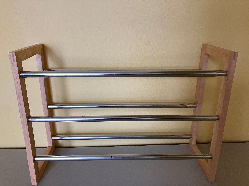 Mooi uitschuifbaar schoenenrek van 63 tot 118 cm, Ophalen of Verzenden, Zo goed als nieuw