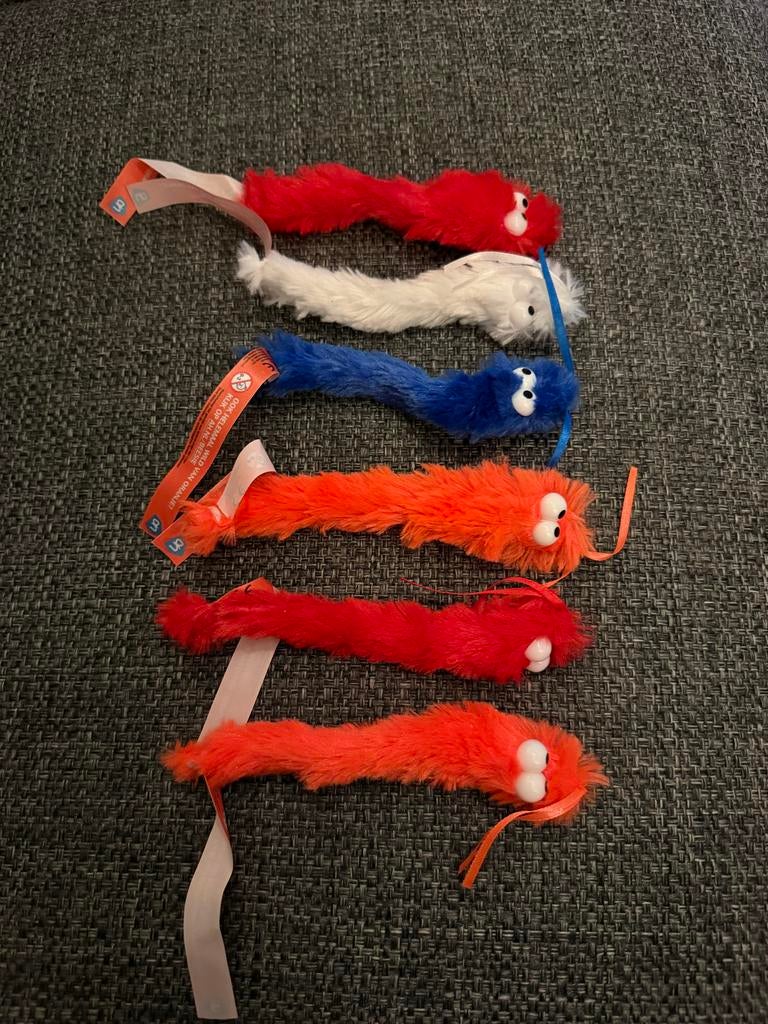 Albert Heijn Beesies Beesie Beessies Beessie 6 stuks katten, Overige typen, Ophalen of Verzenden, Rood, Klein (minder dan 20 cm)