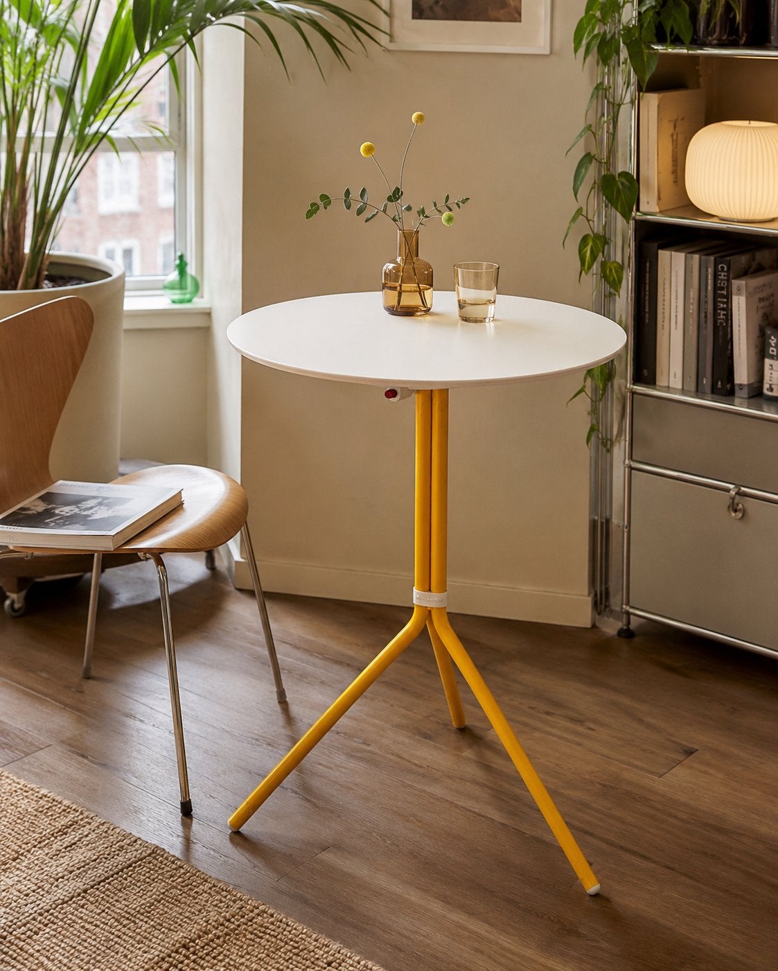 Pedrali Italiaans design opklaptafel met wit rond tafelblad, Ophalen, Zo goed als nieuw
