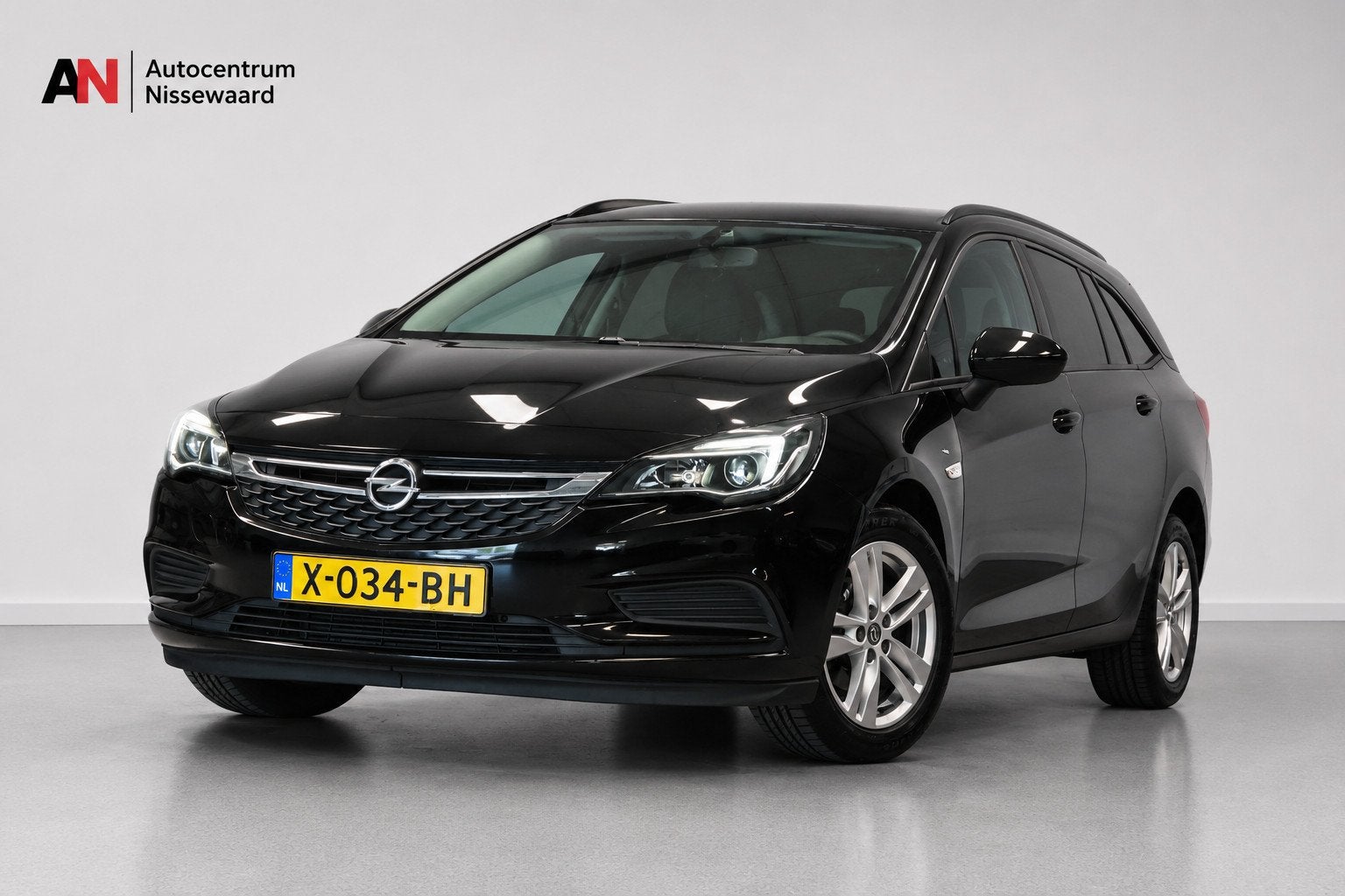 Opel Astra Sports Tourer 1.0 Turbo 120 Jaar Edition |Carplay, Voorwielaandrijving, Stof, Gebruikt, 1178 kg