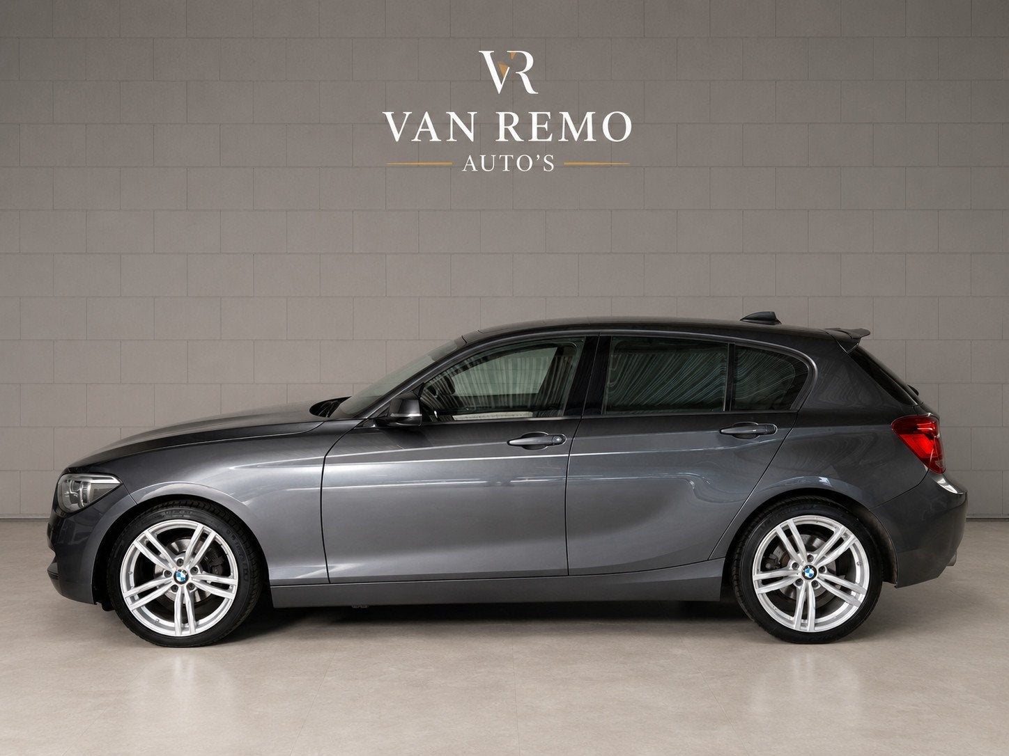 BMW 1-serie 116d EDE High Executive|Cruise|Carplay|Leder|Sto, 1-Serie, Euro 5, Achterwielaandrijving, Gebruikt