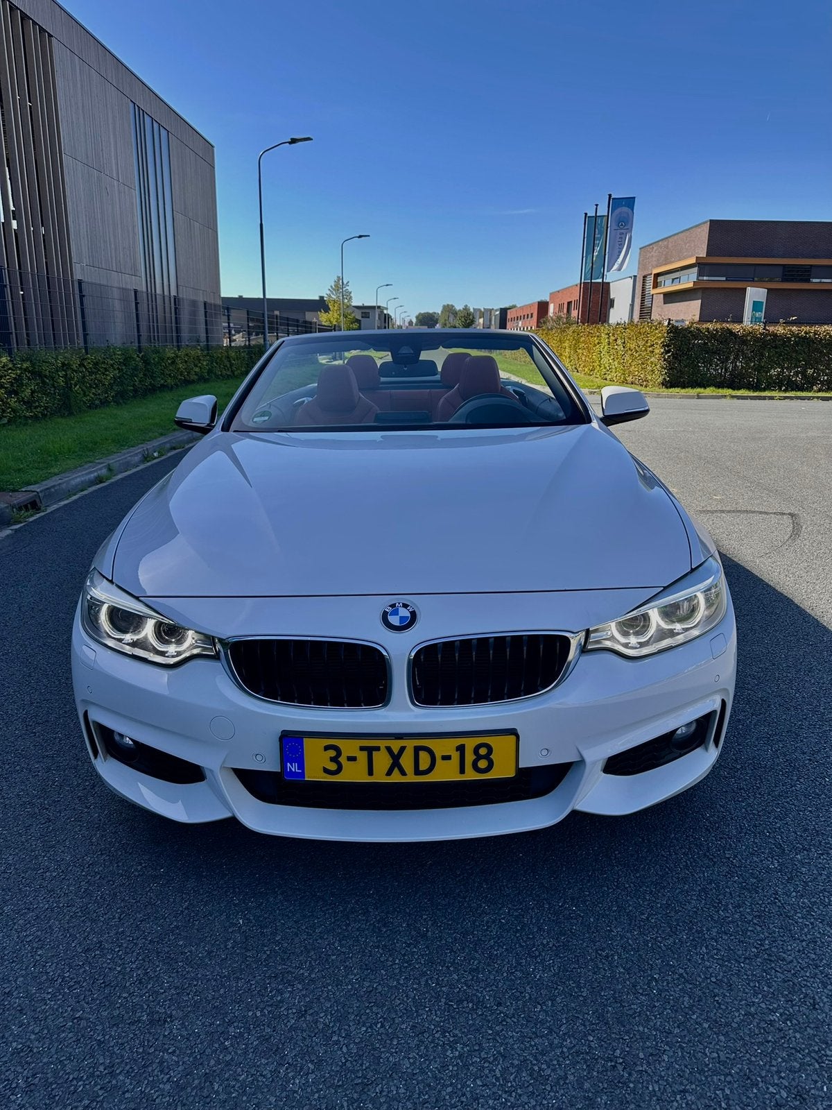 BMW 428i xDrive Cabrio M Sport | Individual | HUD | 360, Auto's, Automaat, Cabriolet, 4 stoelen, Wit